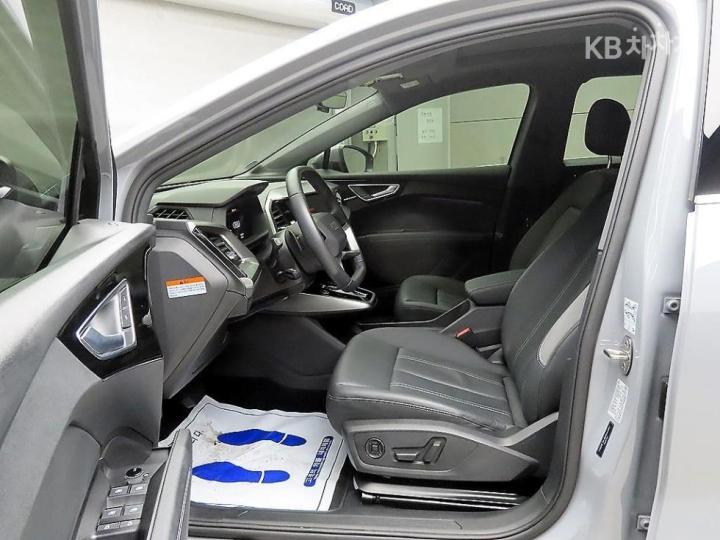 Audi Q4 e-tron 40 Sportback Premium 6