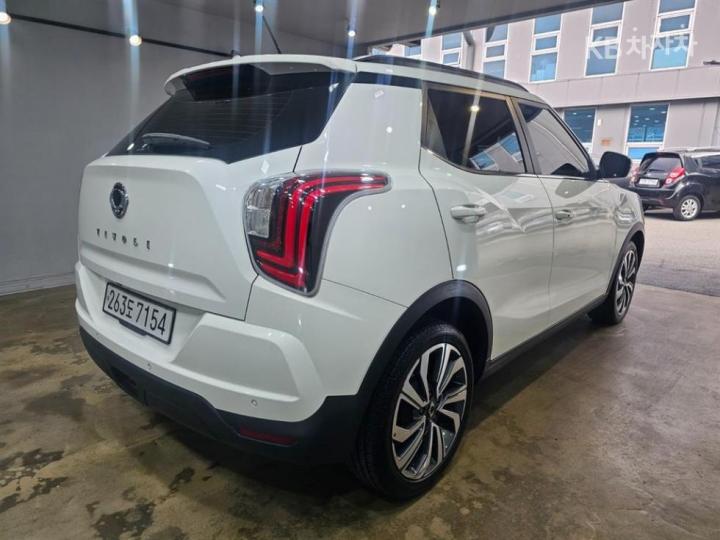 KG Mobility (Ssangyong) Tivoli Gasoline V5 2WD Base Type 5
