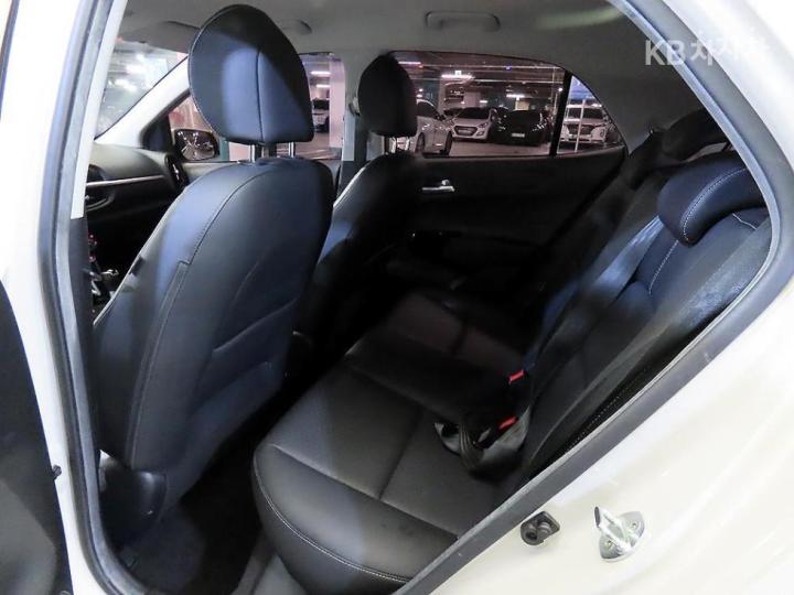 Kia Morning JA Luxury 8