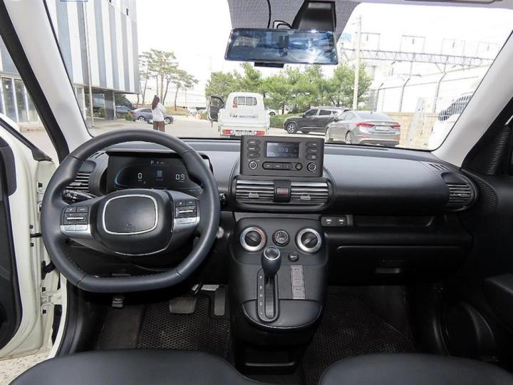 Hyundai Casper 1.0 Turbo Gasoline The Essential The Essential Light 8