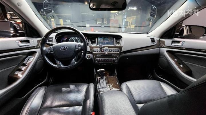 Kia K7 2.4 GDI Prestige Special 8