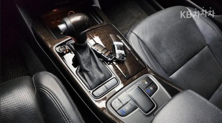 Kia K7 2.4 GDI Prestige Special 10