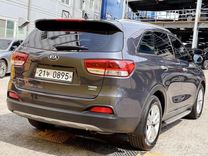 Kia Sorento Diesel 2.0 4WD Prestige 5
