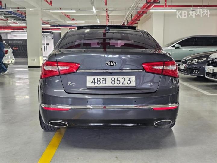 Kia K7 3.0 GDI Prestige 5