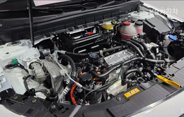 Mercedes-Benz EQB-Class X243 EQB300 4Matic AMG Line 7