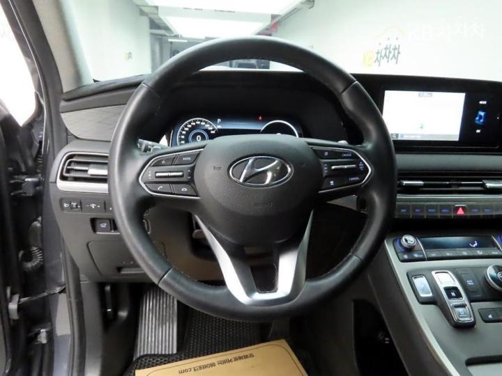 Hyundai Palisade 2.2 Diesel Prestige 8