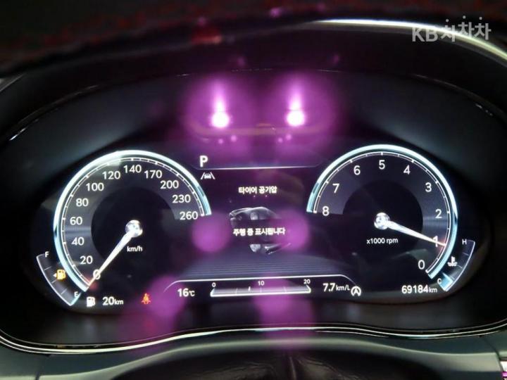 Genesis GV70 Gasoline 2.5T AWD 7