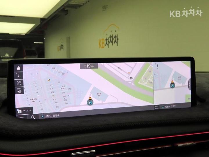 Genesis GV70 Gasoline 2.5T AWD 10