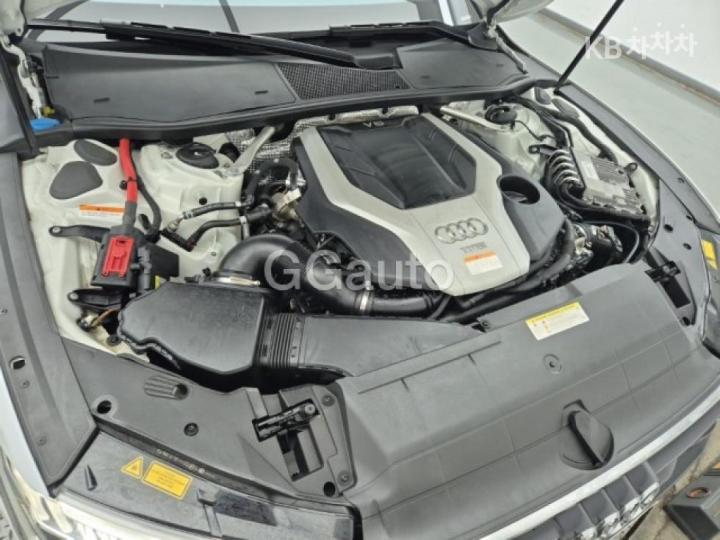 Audi A7 50 TFSI Quattro Premium 4G 7