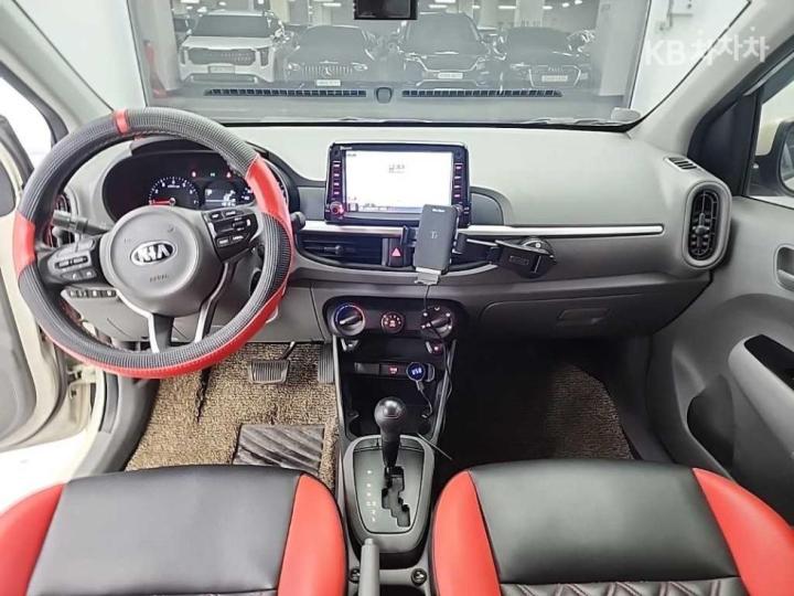 Kia Morning Urban JA 1.0 Gasoline Standard 8