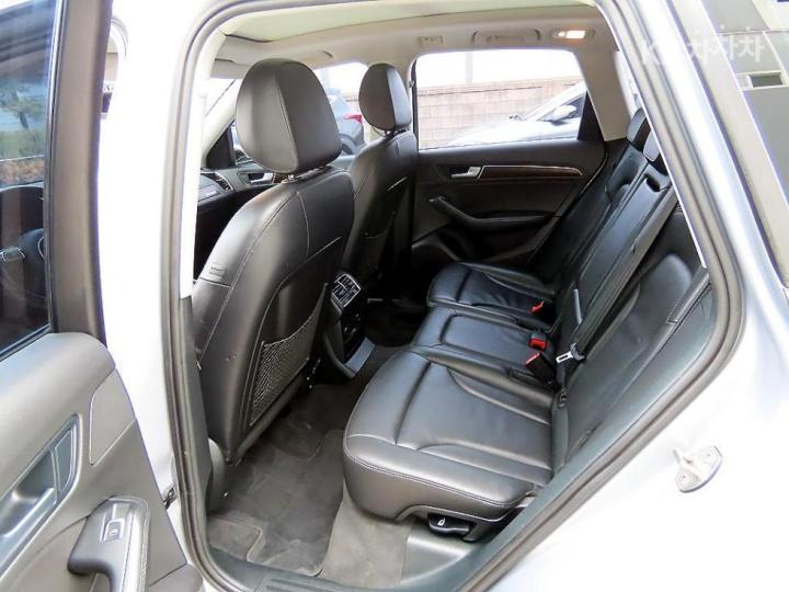 Audi Q5 45 TDI Quattro 8R 7