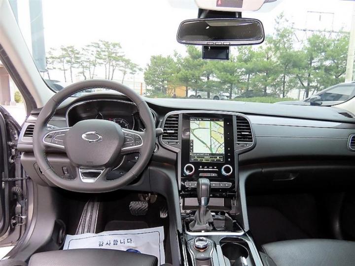 Renault SM6 2.0 GDe LE Base Type 8