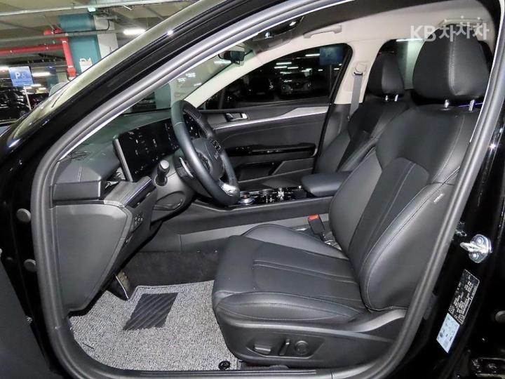 Kia K5 Hybrid 2.0 HEV Noblesse 7