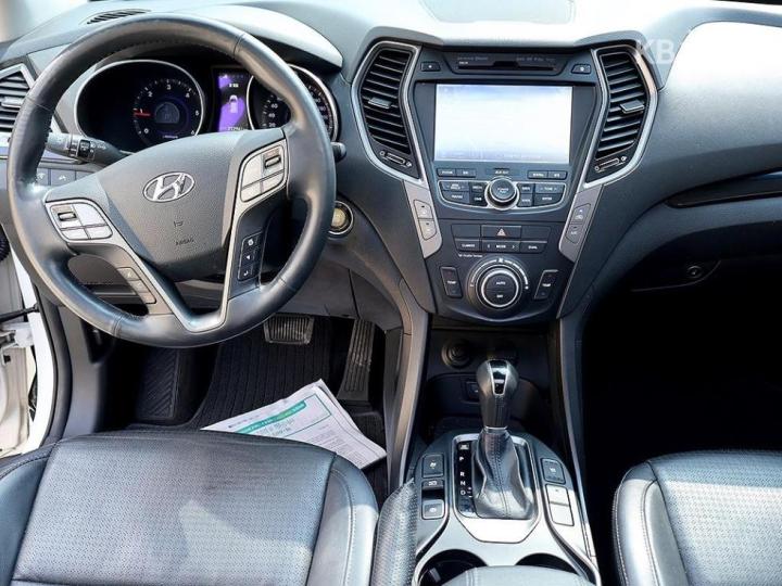 Hyundai Santa Fe DM R2.0 2WD EXCLUSIVE Base Type 6