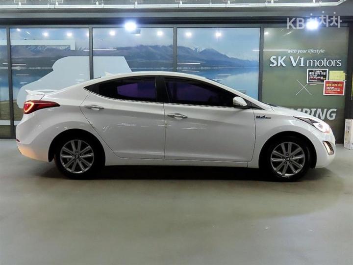 Hyundai Avante 1.6 VGT Modern Base Type 4