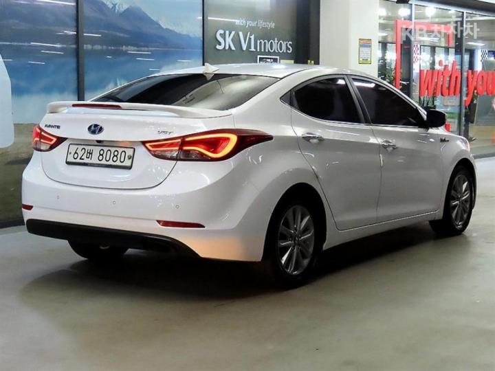 Hyundai Avante 1.6 VGT Modern Base Type 5