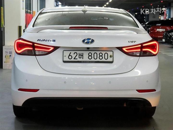 Hyundai Avante 1.6 VGT Modern Base Type 6