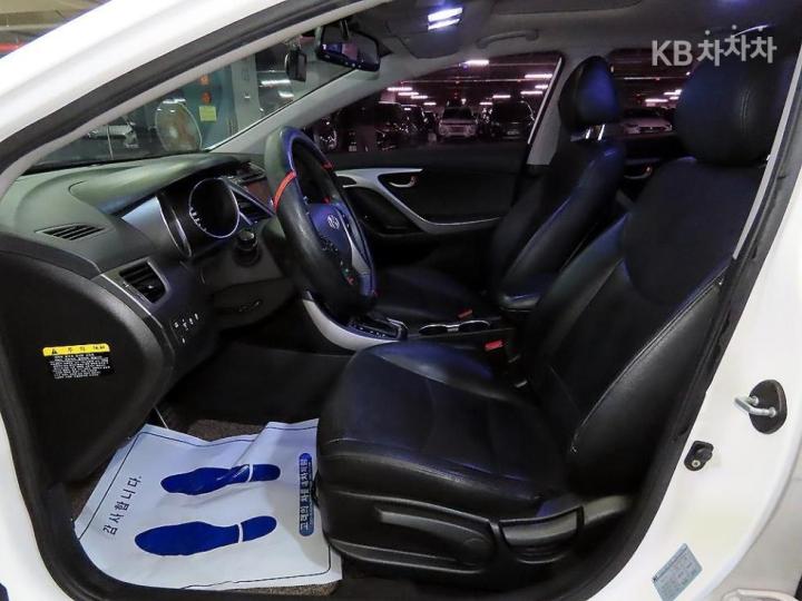 Hyundai Avante 1.6 VGT Modern Base Type 7