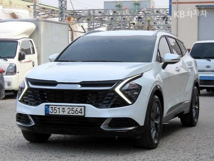 Kia Sportage The G1.6 T-GDI 2WD Noblesse 5