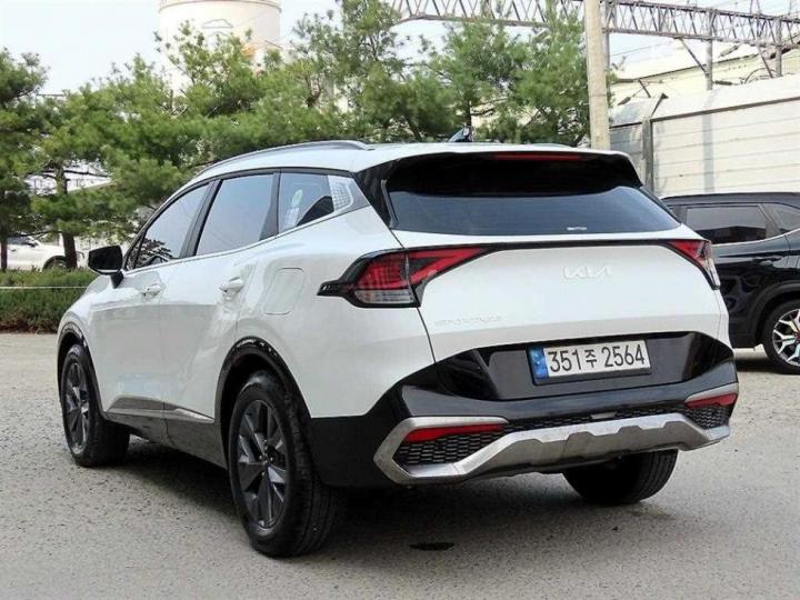 Kia Sportage The G1.6 T-GDI 2WD Noblesse 6
