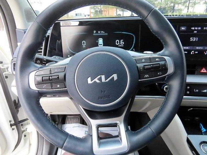 Kia Sportage The G1.6 T-GDI 2WD Noblesse 9