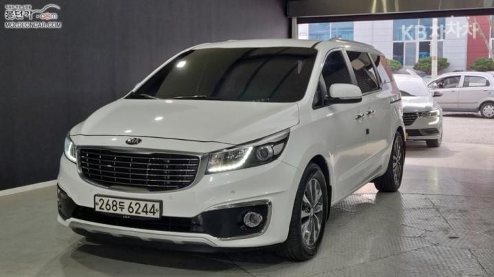 Kia Carnival 2.2 Diesel Luxury