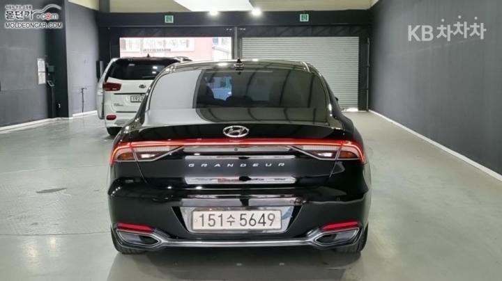 Hyundai Grandeur 2.5 Premium Choice 5