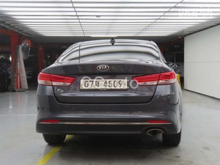 Kia K5 2.0 Gasoline MX Prestige 4
