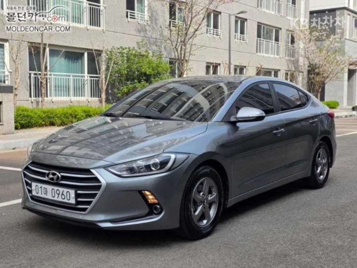 Hyundai Avante AD 1.6 GDi Smart 3