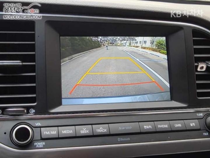 Hyundai Avante AD 1.6 GDi Smart 10