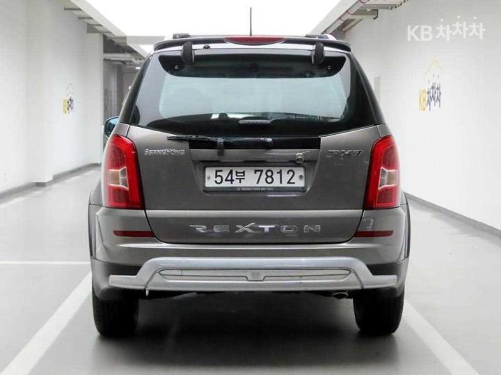 KG Mobility (Ssangyong) Rexton W 4WD RX7 Luxury 4