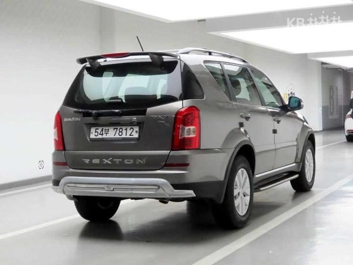 KG Mobility (Ssangyong) Rexton W 4WD RX7 Luxury 5