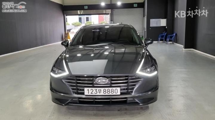Hyundai Sonata DN8 2.0 Premium Millennium 4