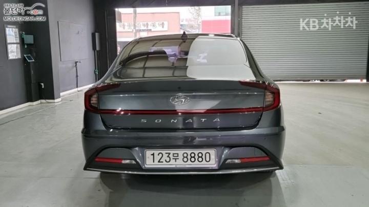 Hyundai Sonata DN8 2.0 Premium Millennium 5
