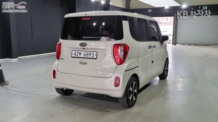 Kia Ray 1.0 Gasoline Prestige 3