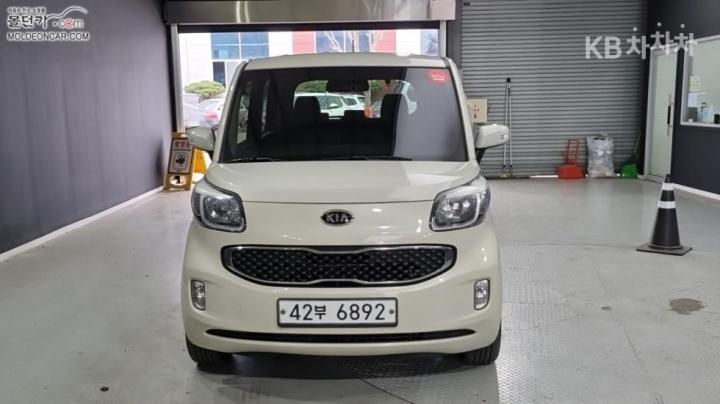 Kia Ray 1.0 Gasoline Prestige 4