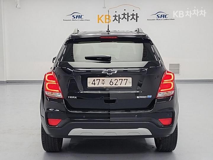 Chevrolet Trax 1.6 Diesel Perfect Black 4