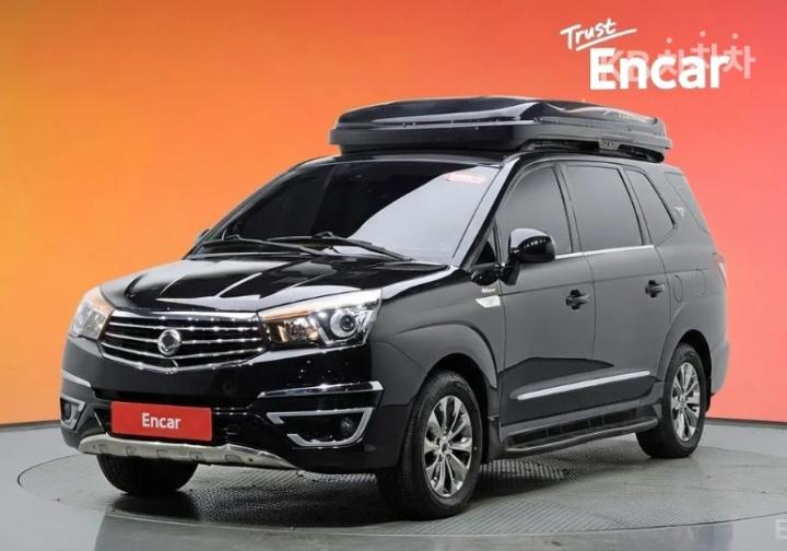 KG Mobility (Ssangyong) Korando Turismo 4WD TX 2