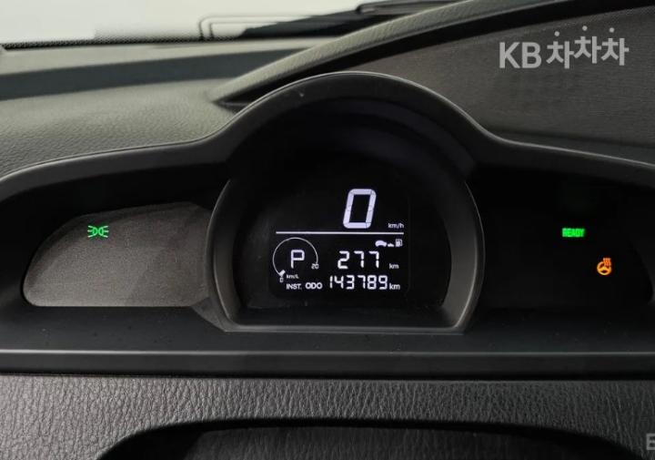 KG Mobility (Ssangyong) Korando Turismo 4WD TX 9