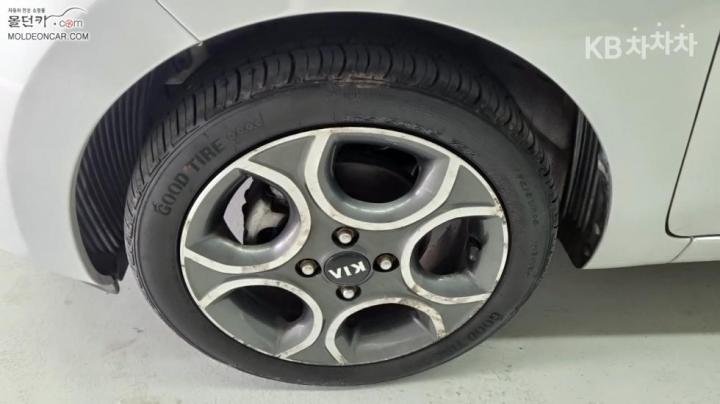 Kia Morning Luxury 7