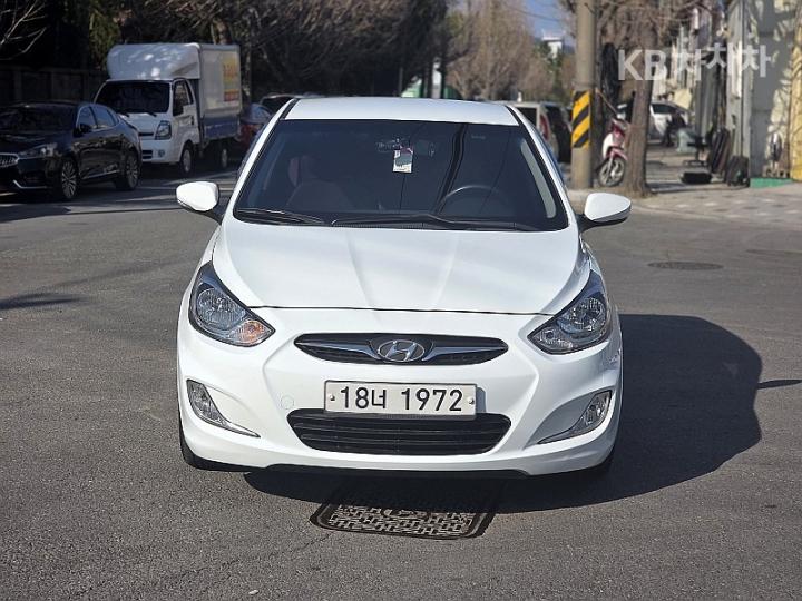 Hyundai Accent New Wit 1.4 VVT Premier