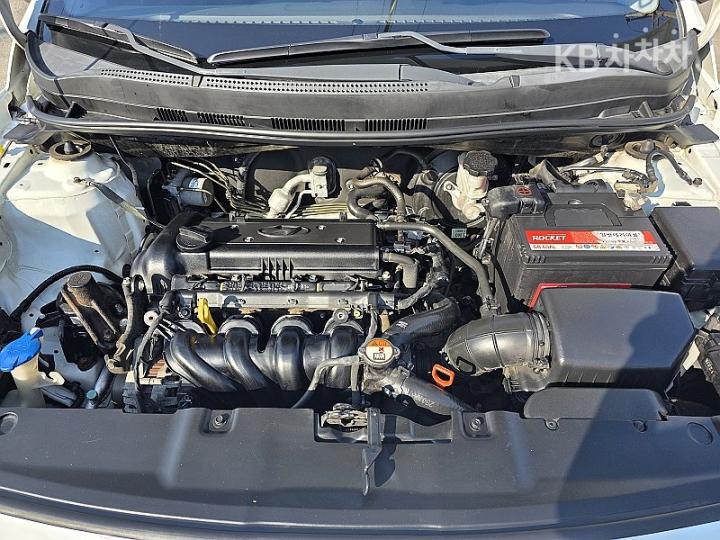 Hyundai Accent New Wit 1.4 VVT Premier 6