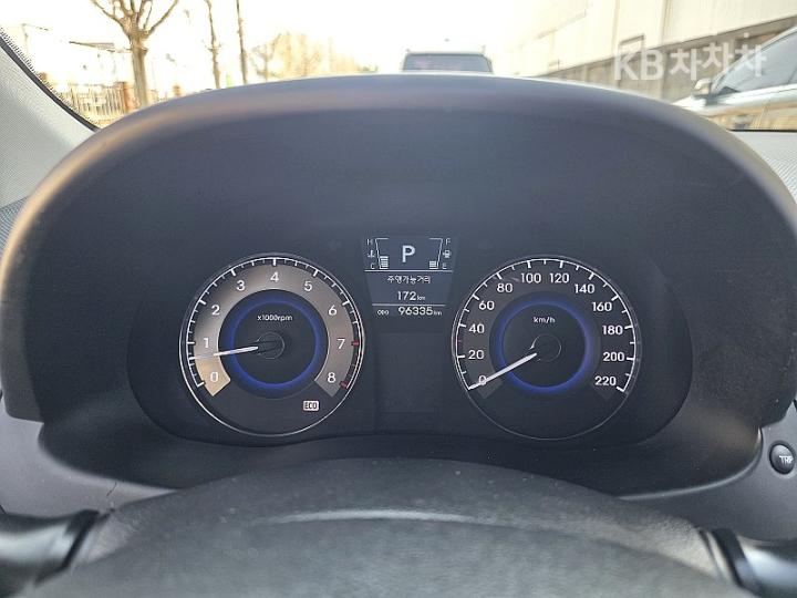 Hyundai Accent New Wit 1.4 VVT Premier 8