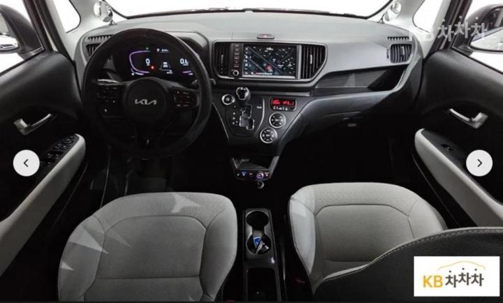 Kia Ray 1.0 Gasoline Signature 8