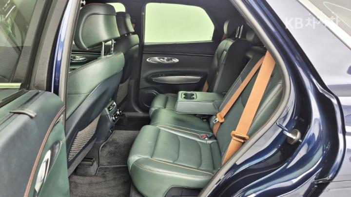 Genesis GV70 Gasoline 2.5T AWD 9