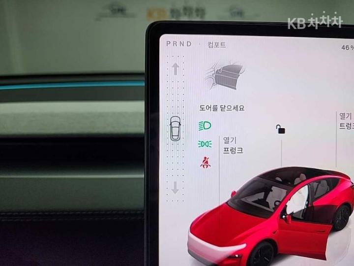 Tesla Model Y RWD Base Type 9