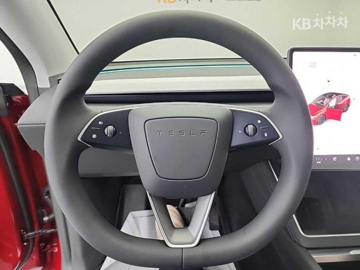 Tesla Model Y RWD Base Type 10