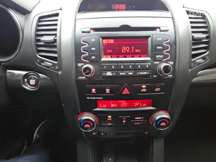 Kia Sorento R Diesel 2.0 2WD TLX Top Model 8