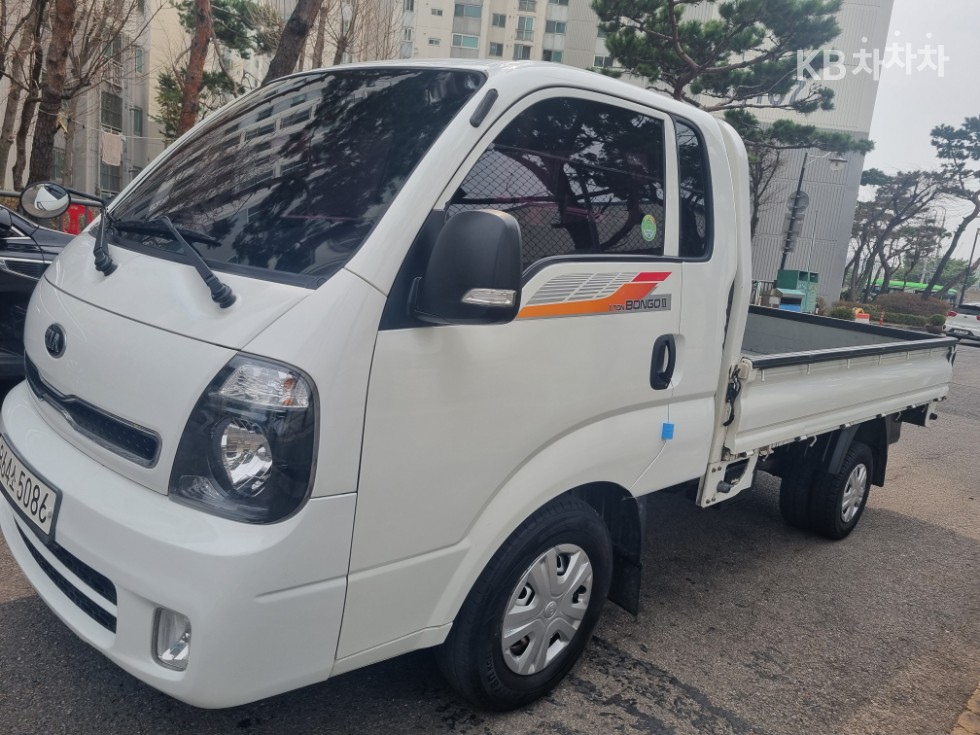 2018 - kia bongo iii