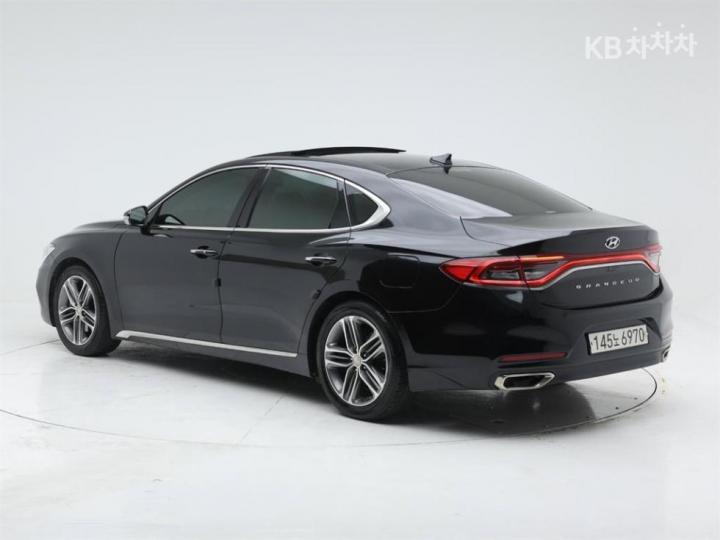 Hyundai Grandeur IG 2.4 Premium Special 5